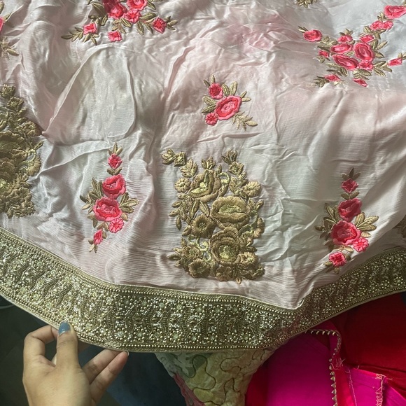 Beautiful designer saree - Picture 10 of 12